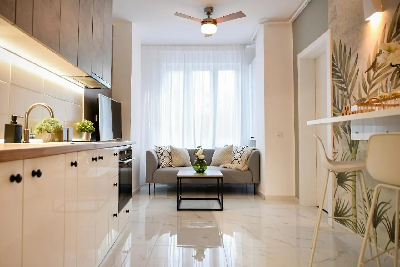 Central Apartments Near Cismigiu - Where Style Meets City Convenience ブカレスト 0*,