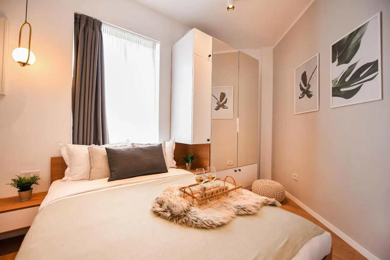 Central Apartments Near Cismigiu - Where Style Meets City Convenience Bucareste Roménia