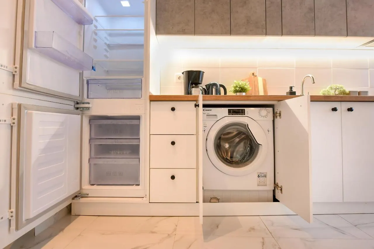Central Apartments Near Cismigiu - Where Style Meets City Convenience Bucareste 0*,
