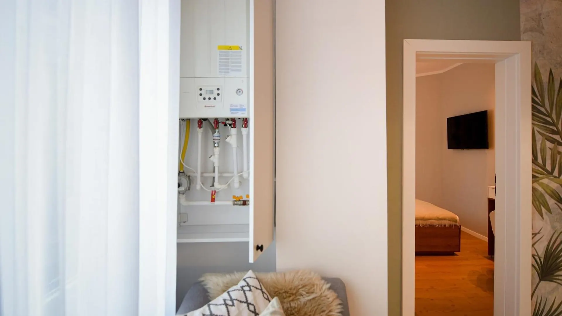 Central Apartments Near Cismigiu - Where Style Meets City Convenience ブカレスト 0*,  ルーマニア